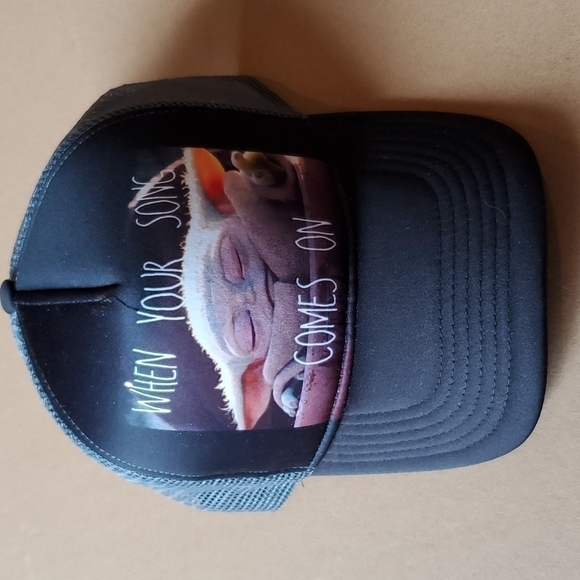 NWT  Disney Star Wars Mandalorian mesh black/ grey ball cap WITH baby Yoda - Picture 1 of 5